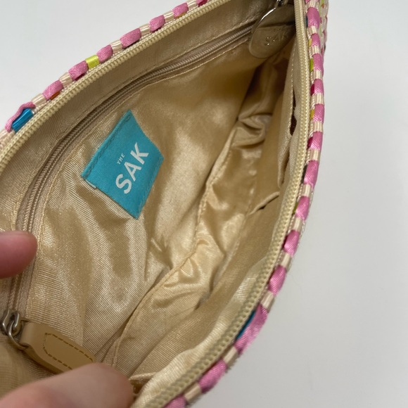 Multicolored Sak Purse - Picture 4 of 5